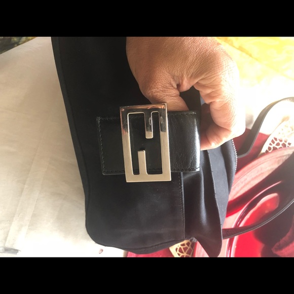 FENDI BLACK NEOPRENE SHOULDER BAG - Picture 7 of 8